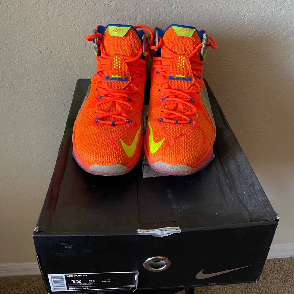 Nike Lebron 12
